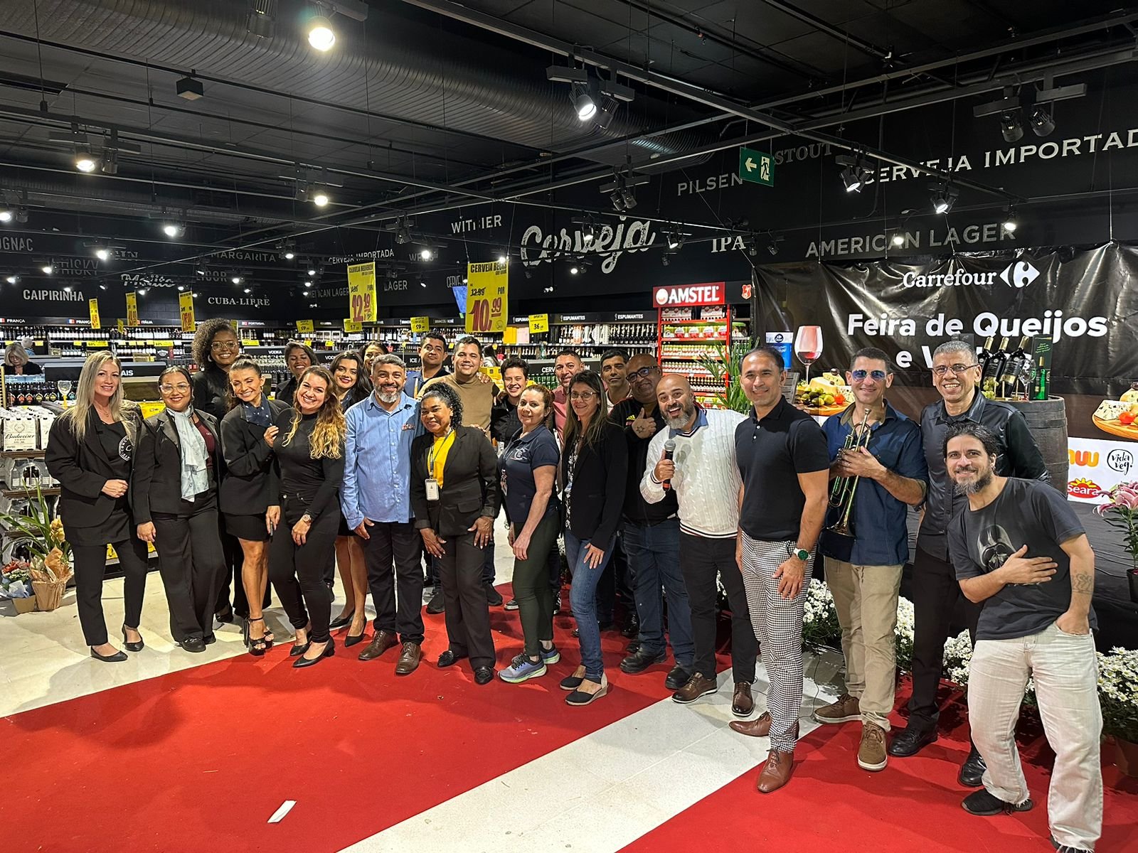 Carrefour realiza festival de queijos e vinhos no inverno