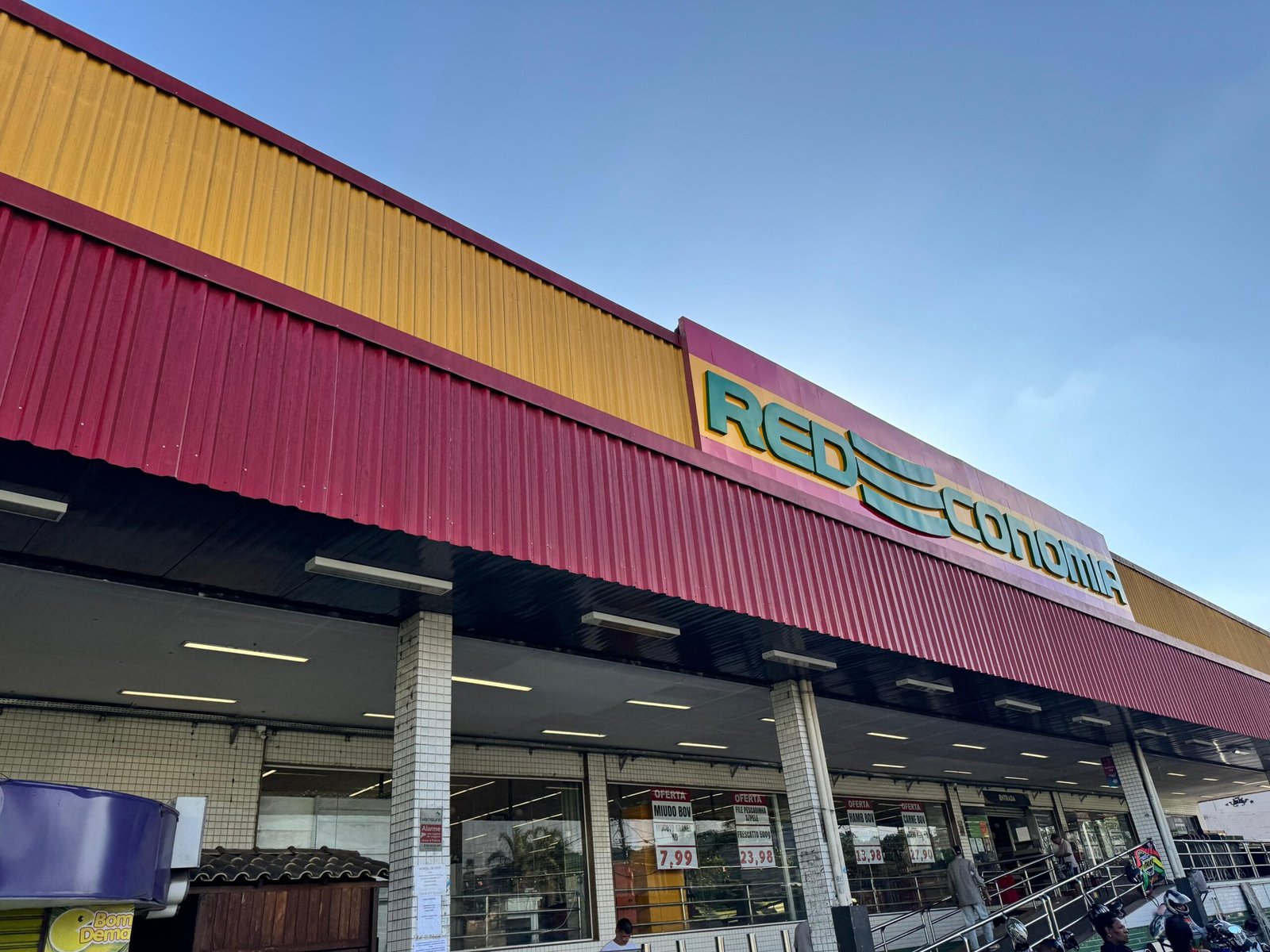 Reinauguração Redeconomia, no Largo da Batalha, em Niterói. Saiba as novidades e o que mudou!