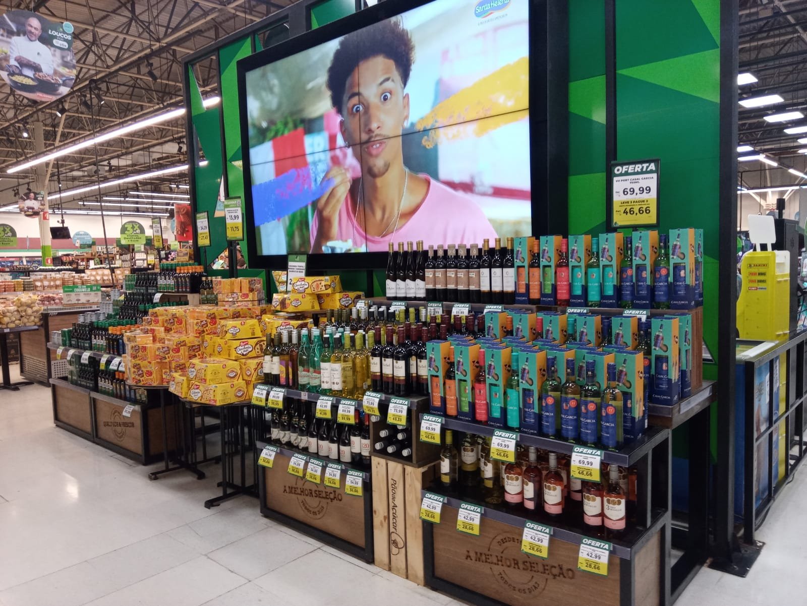 Como atrair a atenção dos consumidores para a seção de vinhos durante a Páscoa?