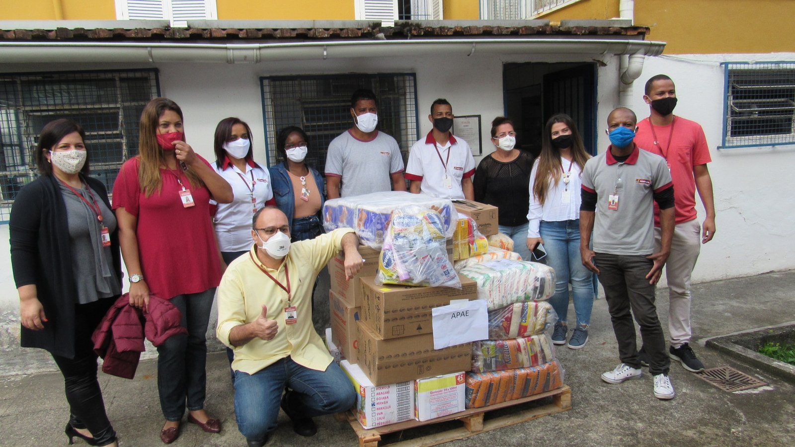 Armazém do Grão doa mais de 5 toneladas de alimentos para instituições de Petrópolis