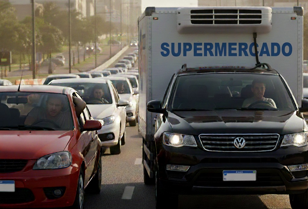 Trânsito pesado, demanda crescente: como o varejo supermercadista mantém as entregas no ritmo do Natal