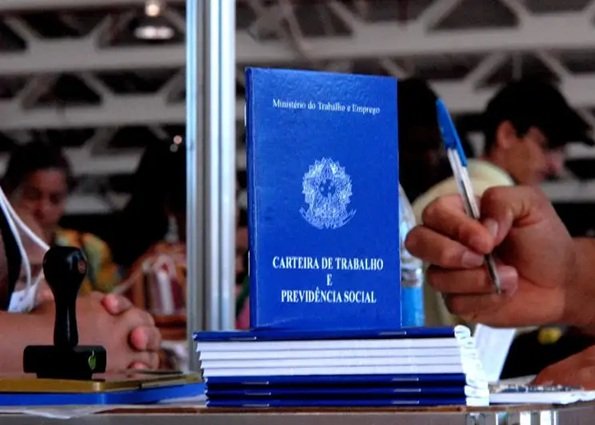 Varejo supermercadista segue batendo recordes de emprego! ASSERJ explica cenário