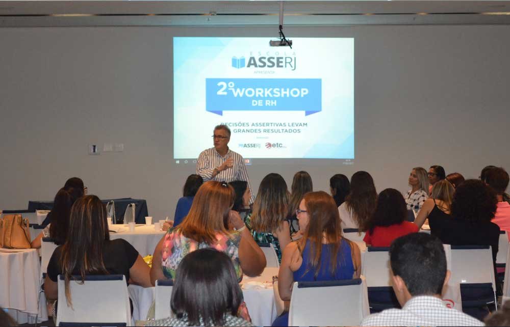 Escola ASSERJ comemora um ano com equipes de RH dos supermercados fluminenses