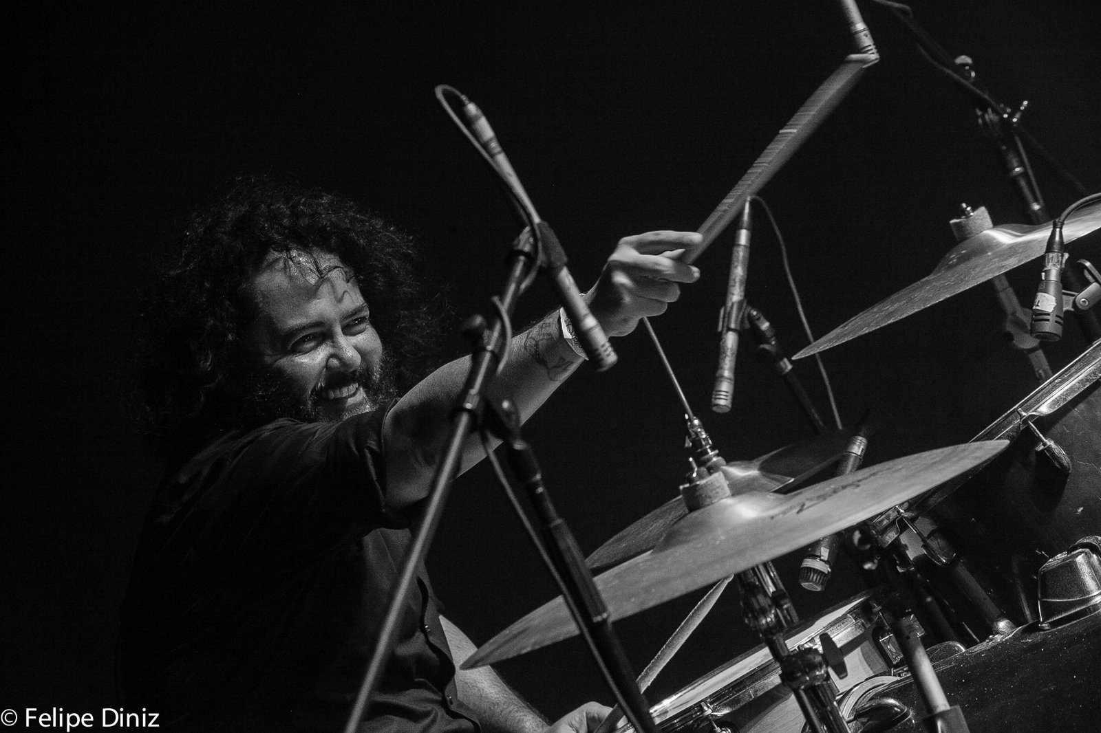 Fred de Castro, ex-baterista dos Raimundos, fala sobre sua paixão por supermercados