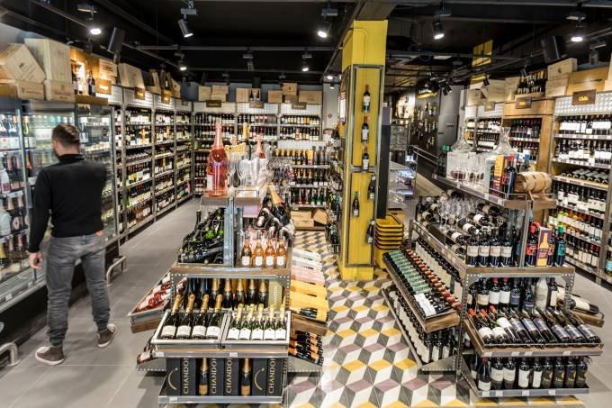 Plataforma Pão de Açúcar Adega vende, em um único dia, mais de 80 mil garrafas de vinhos