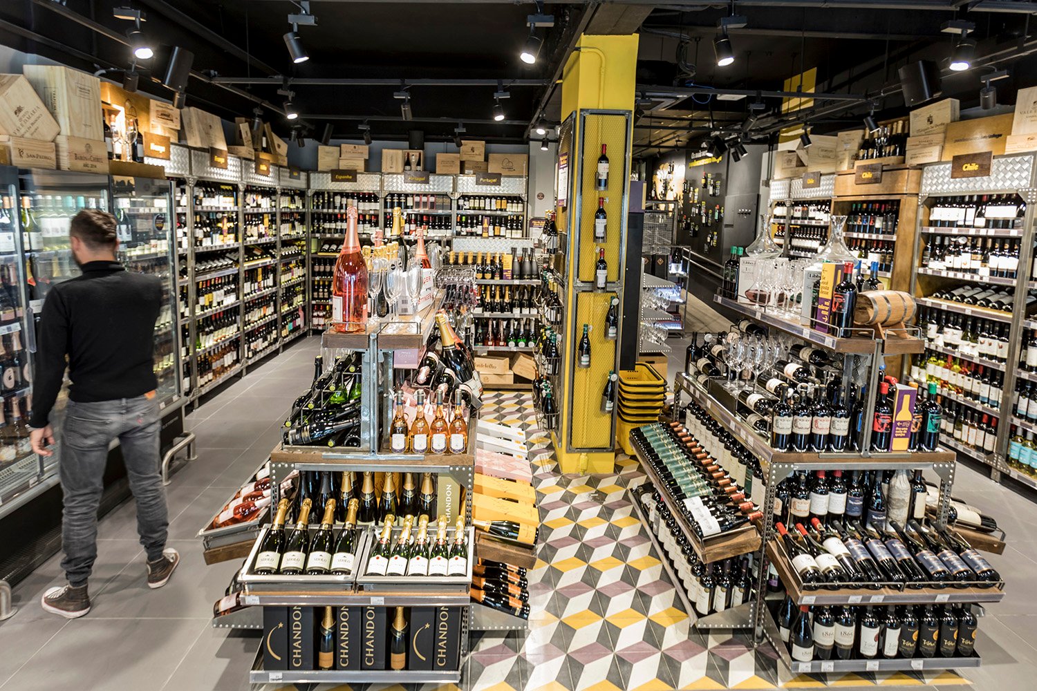 Pão de Açúcar lança revista especial de drinks com novidades