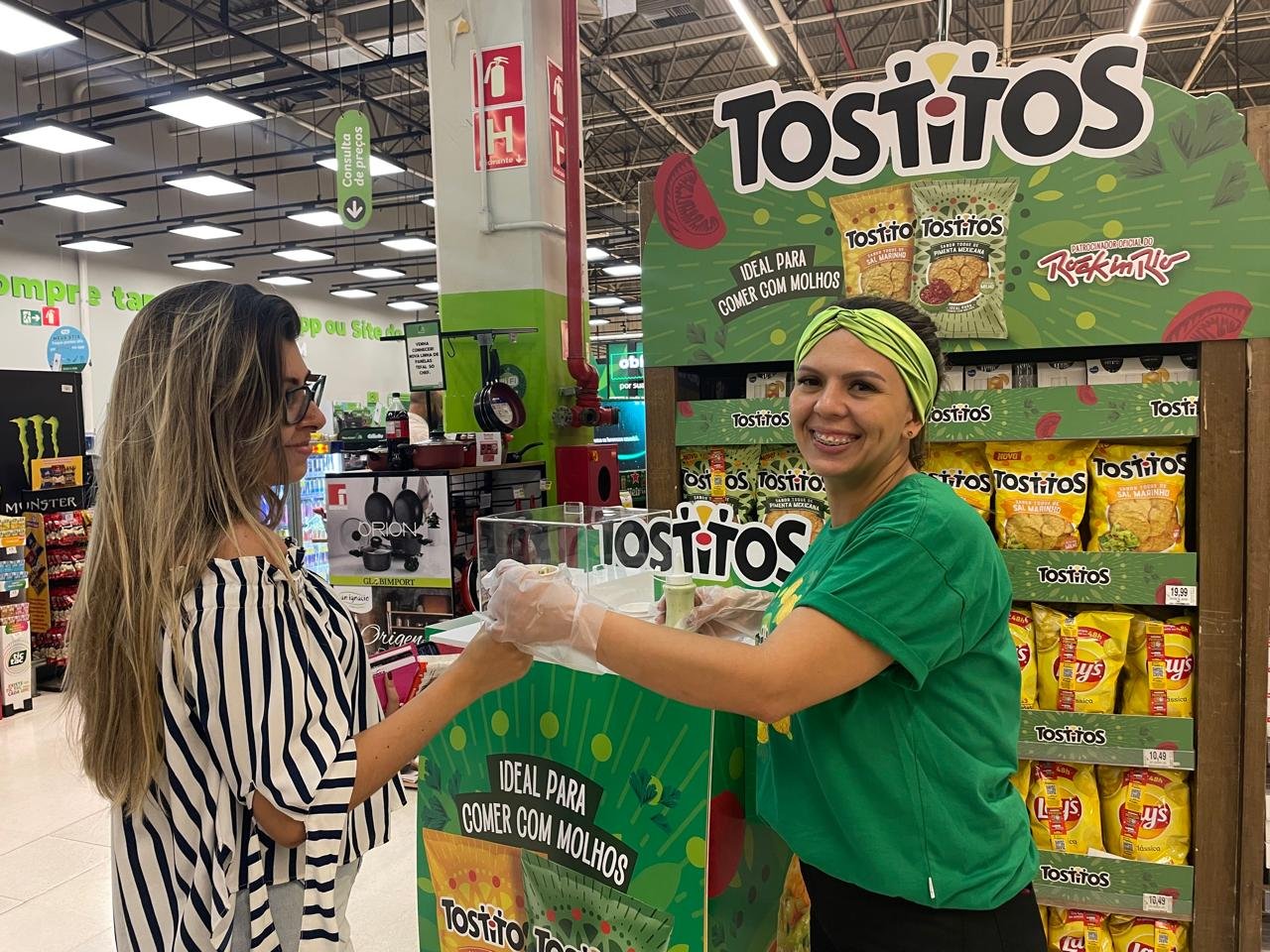 Tostitos: ações de degustação aquecem vendas nos supermercados apresentando lançamento de snacks
