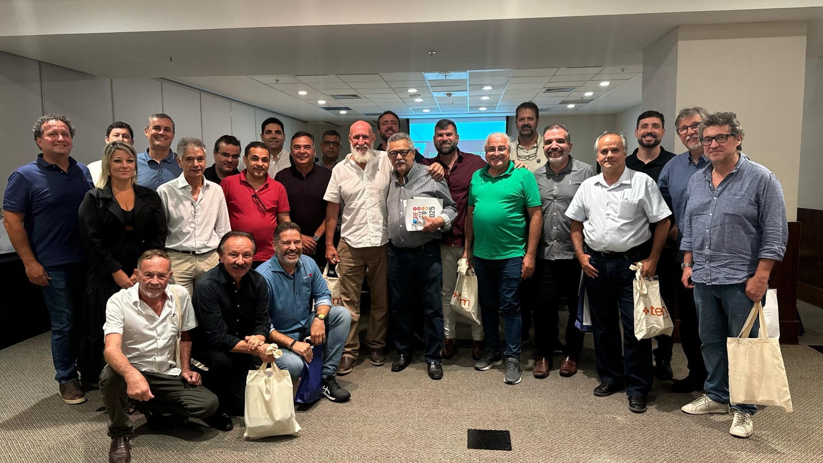 Voucher, convênio com INEA e credenciamento da SRE - Super Rio Expofood foram temas da reunião do Conselho Diretor da ASSERJ; vem saber tudo que rolou