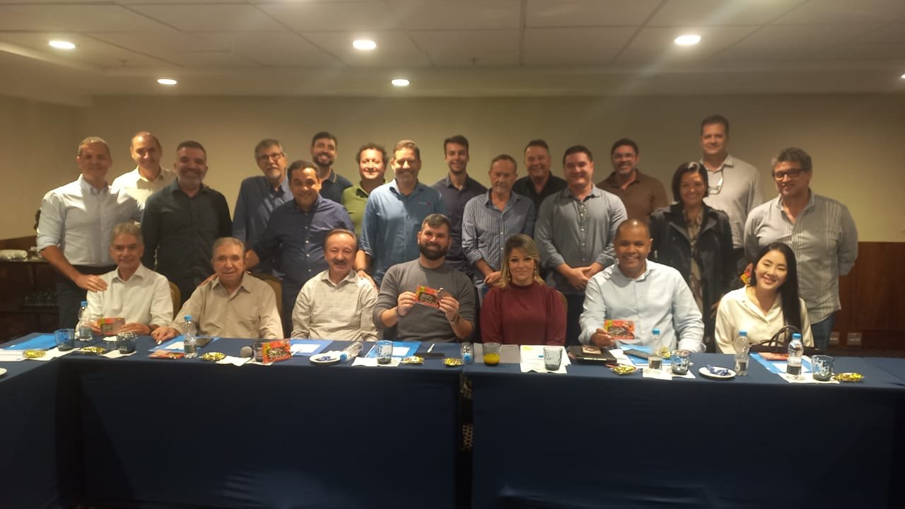 ASSERJ debate roubo de cargas e desafios econômicos em reunião do Conselho Diretor