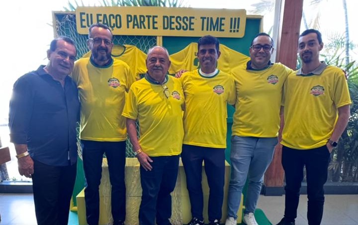 Representantes do Unidos e do Grupo Dib, de Petrópolis, anunciaram parceria entre as redes