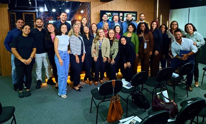 Genival Beserra e Estevão Daudt com os participantes do workshop 