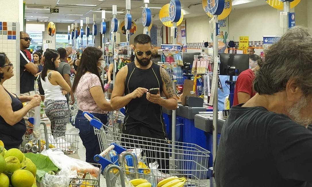 Na quarentena, brasileiro gasta 25% a mais com supermercado